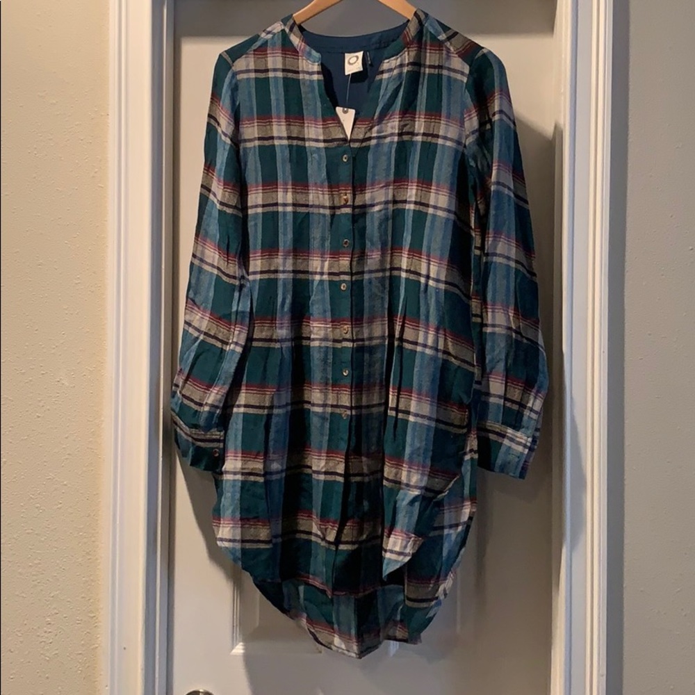 NWT - Akemi + Kin Flannel print long sleeve top